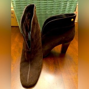 Franco Sarto Women's Ankle Boots Booties Brown High Heel Suede Size 7M